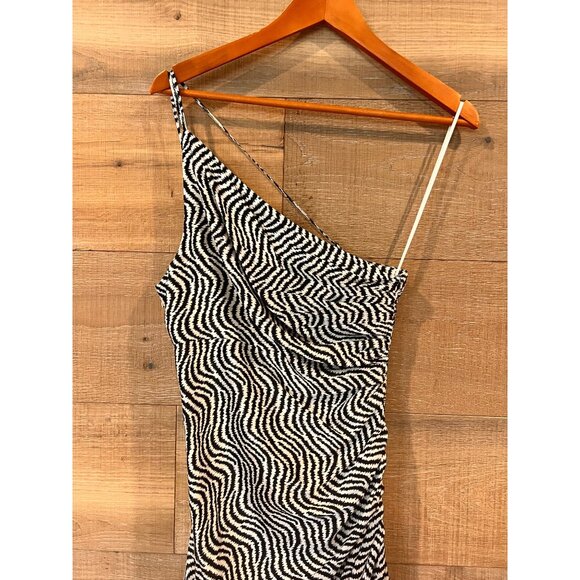 NEW CINQ A SEPT Cinq A Sept Soliel one-shoulder ruffled dress SIZE 2 - Picture 4 of 10